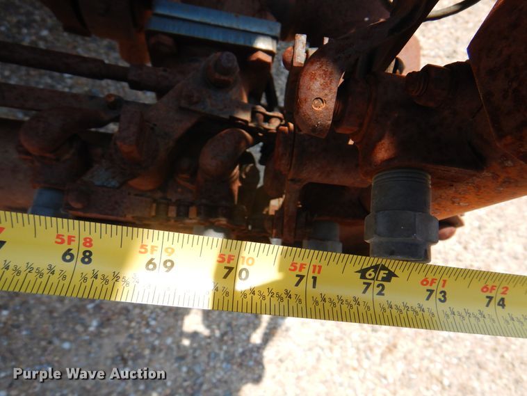 image for item DK8123 1987 Ford L8000  oil distributor truck