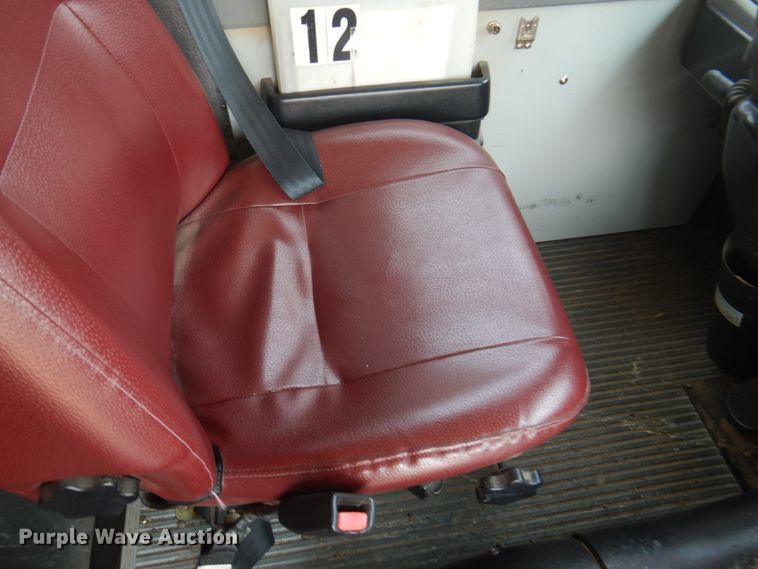 image for item DK8131 2006 Blue Bird All American  school bus