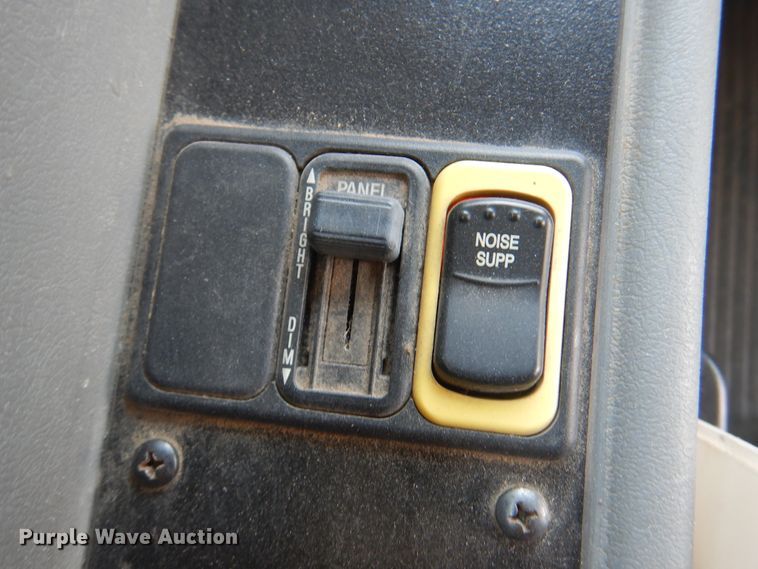 image for item DK8131 2006 Blue Bird All American  school bus