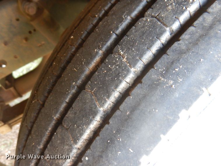 image for item DK8131 2006 Blue Bird All American  school bus