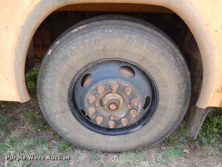 image for item DK8131 2006 Blue Bird All American  school bus