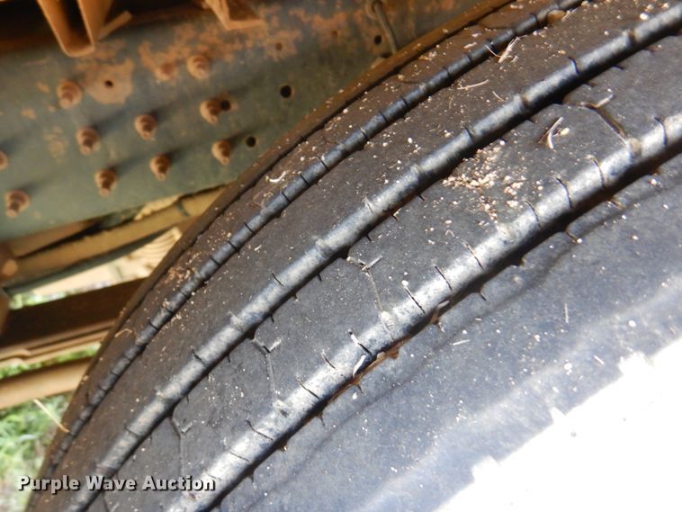 image for item DK8131 2006 Blue Bird All American  school bus