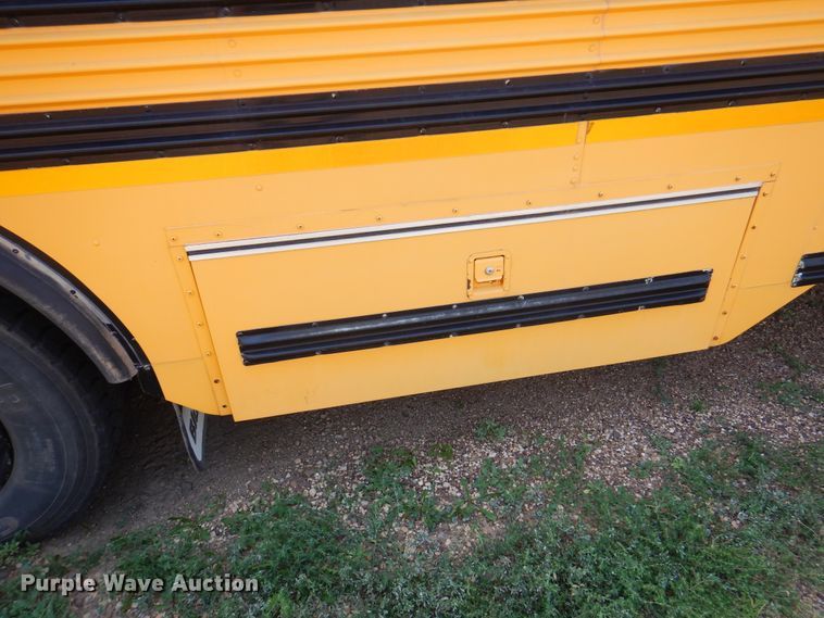 image for item DK8133 2004 Blue Bird All American  school bus