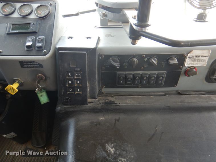 image for item DK8133 2004 Blue Bird All American  school bus