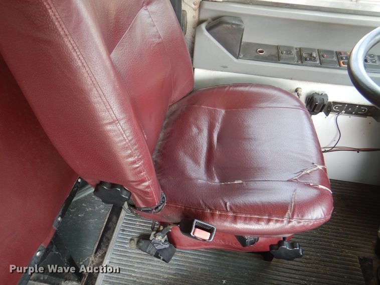 image for item DK8133 2004 Blue Bird All American  school bus