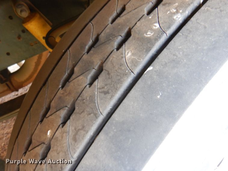 image for item DK8133 2004 Blue Bird All American  school bus