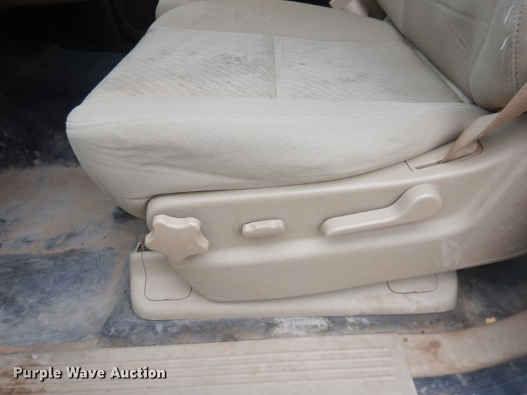 image for item DL0299 2010 Chevrolet Suburban  SUV