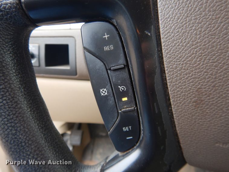 image for item DL0299 2010 Chevrolet Suburban  SUV