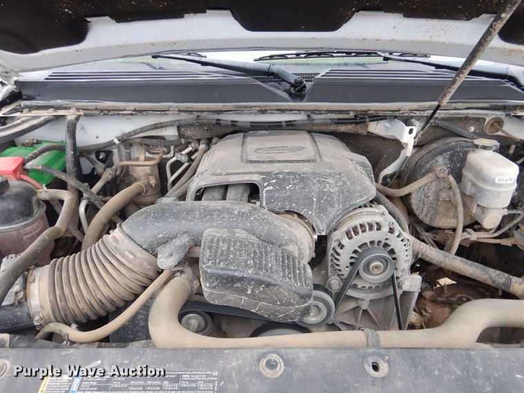 image for item DL0299 2010 Chevrolet Suburban  SUV