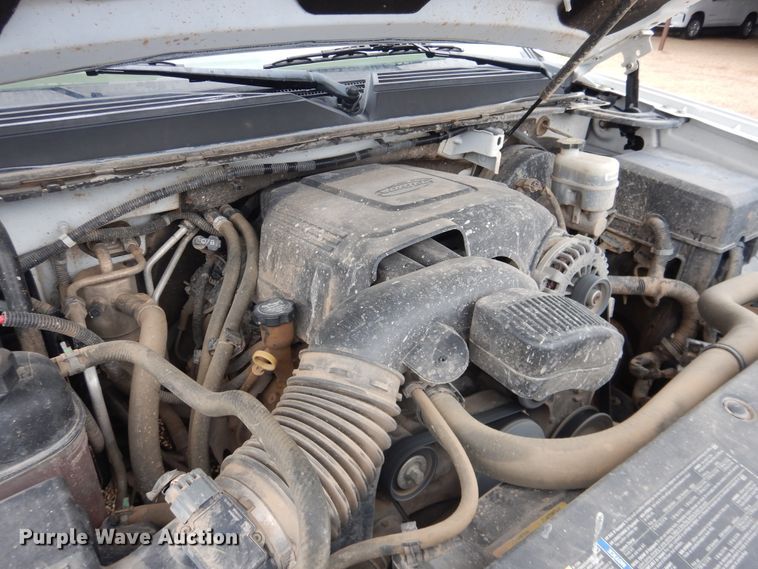 image for item DL0299 2010 Chevrolet Suburban  SUV