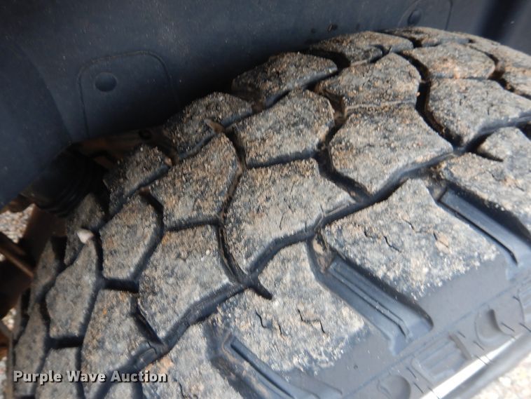 image for item DL0299 2010 Chevrolet Suburban  SUV