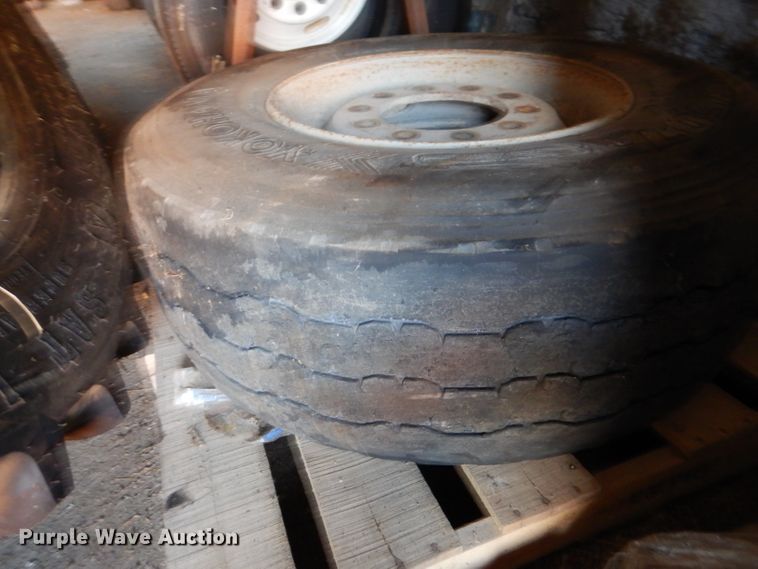 image for item DM0546 (6) tires