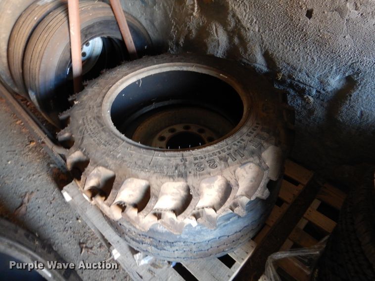 image for item DM0546 (6) tires