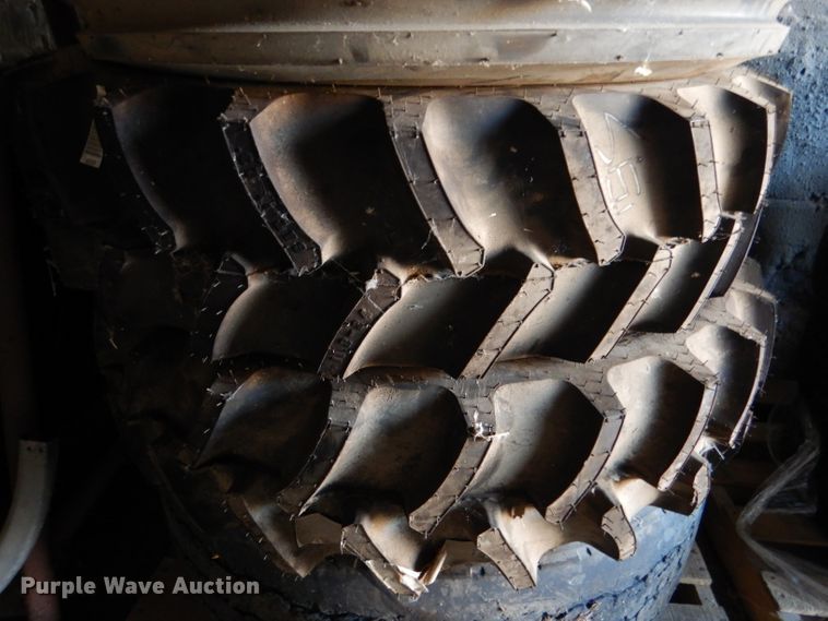 image for item DM0546 (6) tires