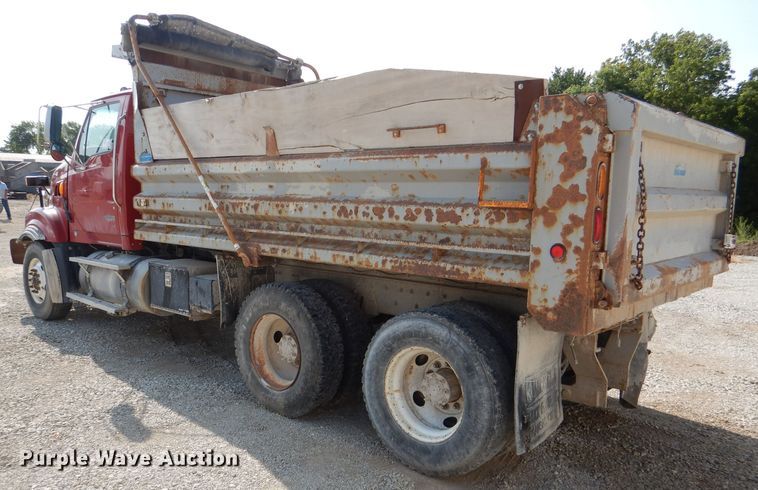image for item DM1289 2008 Sterling L9500  dump truck