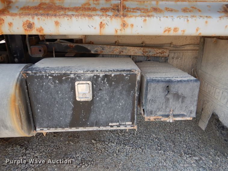 image for item DM1289 2008 Sterling L9500  dump truck