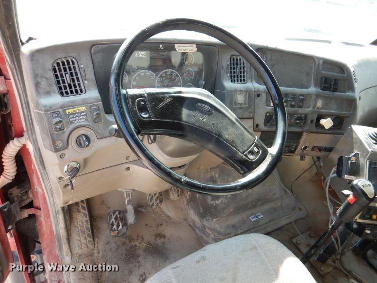 image for item DM1289 2008 Sterling L9500  dump truck