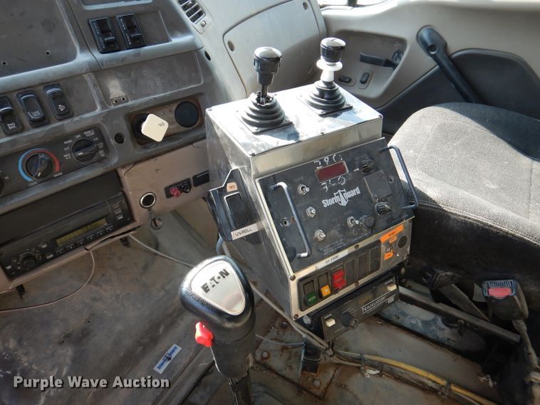 image for item DM1289 2008 Sterling L9500  dump truck