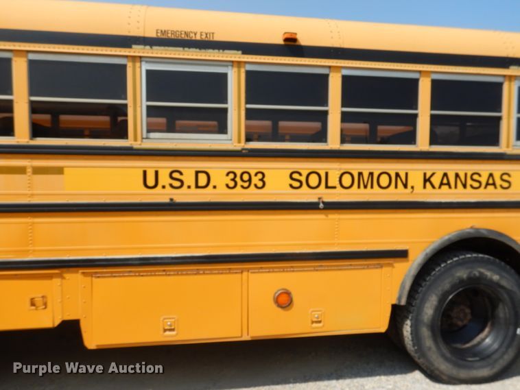 image for item DM1321 1998 International 3000  school bus