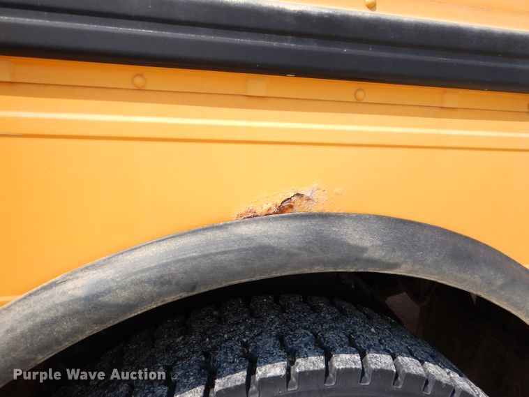 image for item DM1321 1998 International 3000  school bus