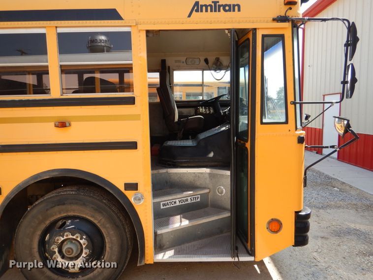 image for item DM1321 1998 International 3000  school bus
