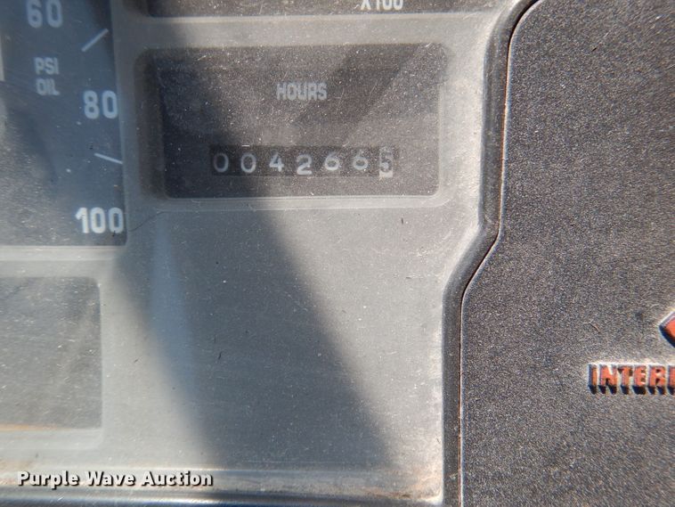 image for item DM1321 1998 International 3000  school bus