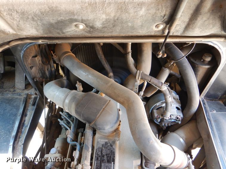 image for item DM1321 1998 International 3000  school bus