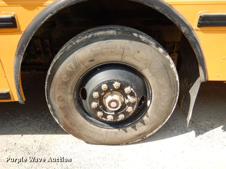 image for item DM1321 1998 International 3000  school bus