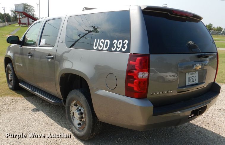 image for item DM1323 2008 Chevrolet Suburban  SUV