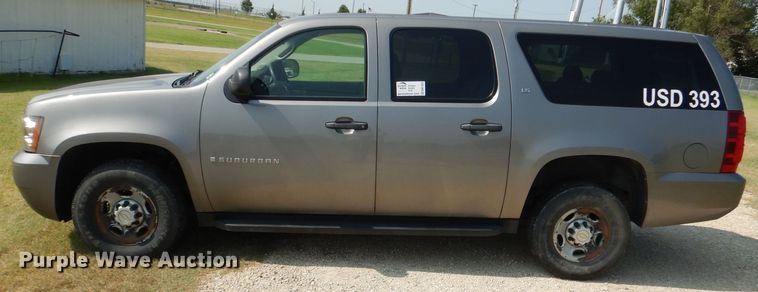 image for item DM1323 2008 Chevrolet Suburban  SUV