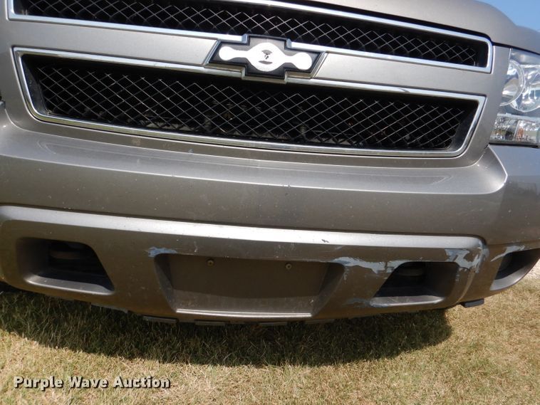 image for item DM1323 2008 Chevrolet Suburban  SUV