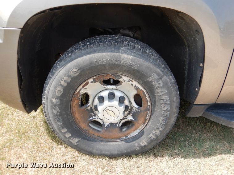 image for item DM1323 2008 Chevrolet Suburban  SUV