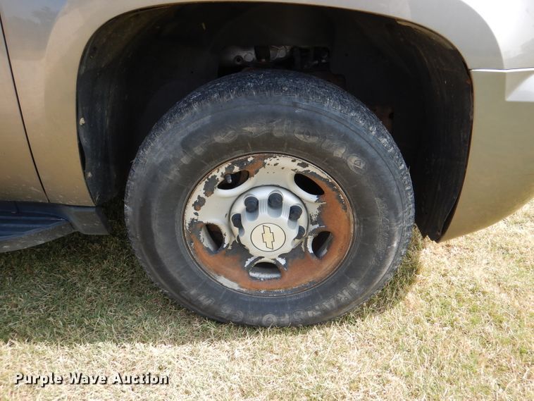 image for item DM1323 2008 Chevrolet Suburban  SUV