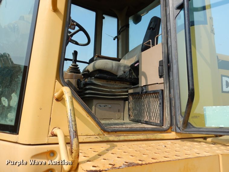 image for item DM6359 1997 John Deere 444H  wheel loader