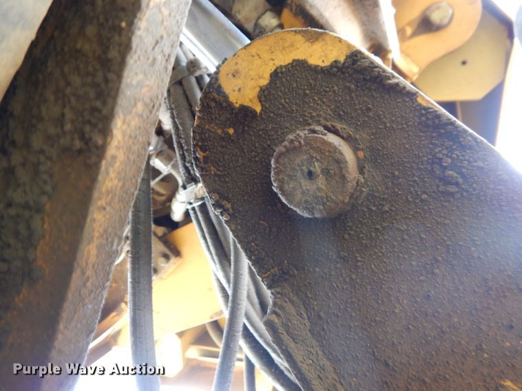 image for item DM6359 1997 John Deere 444H  wheel loader