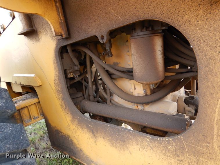 image for item DM6359 1997 John Deere 444H  wheel loader