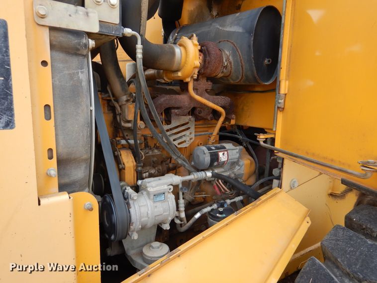 image for item DM6359 1997 John Deere 444H  wheel loader