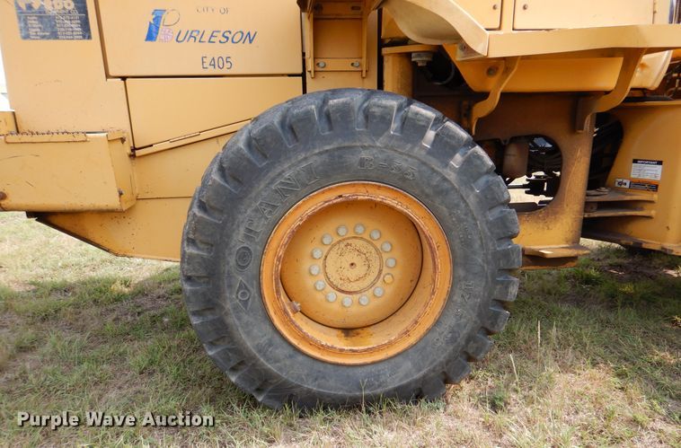 image for item DM6359 1997 John Deere 444H  wheel loader