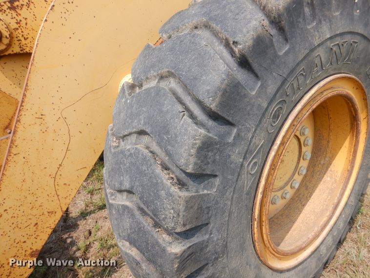 image for item DM6359 1997 John Deere 444H  wheel loader