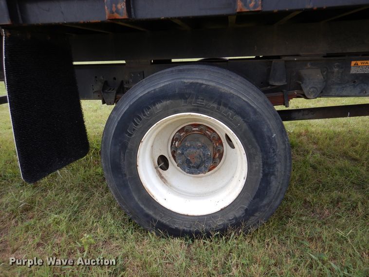 image for item DM6360 2006 GMC C8500  crane truck