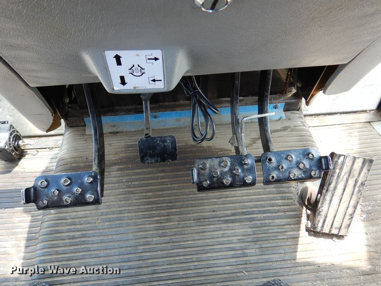 image for item DM6372 2011 Massey Ferguson 2670 HD Series  MFWD tractor