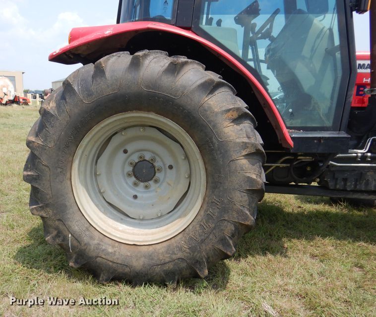 image for item DM6372 2011 Massey Ferguson 2670 HD Series  MFWD tractor