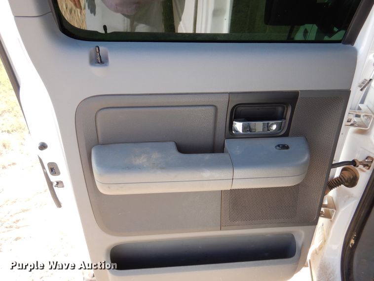 image for item DM6382 2008 Ford F150 XLT  SuperCrew pickup truck