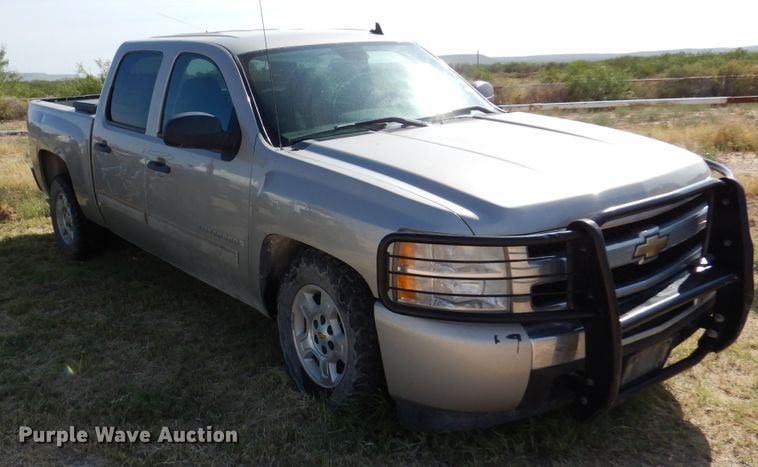 image for item DM6383 2009 Chevrolet Silverado 1500  Crew Cab pickup truck