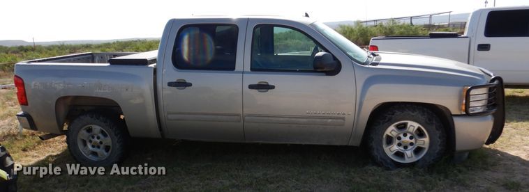 image for item DM6383 2009 Chevrolet Silverado 1500  Crew Cab pickup truck