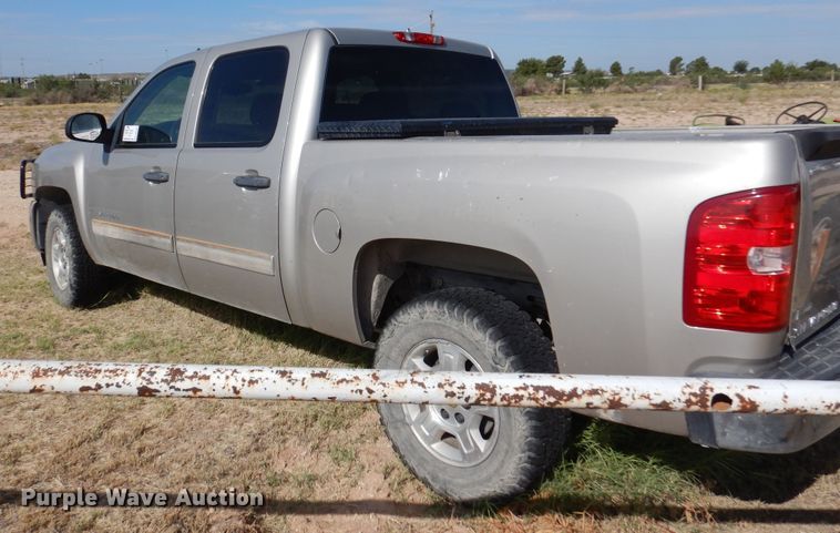 image for item DM6383 2009 Chevrolet Silverado 1500  Crew Cab pickup truck