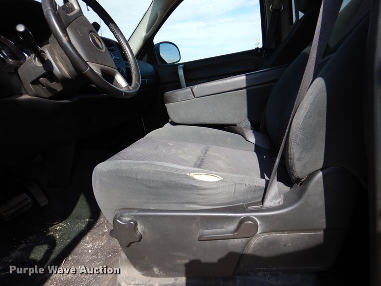 image for item DM6383 2009 Chevrolet Silverado 1500  Crew Cab pickup truck