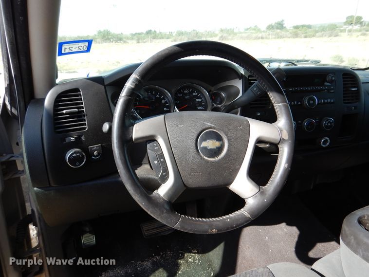 image for item DM6383 2009 Chevrolet Silverado 1500  Crew Cab pickup truck