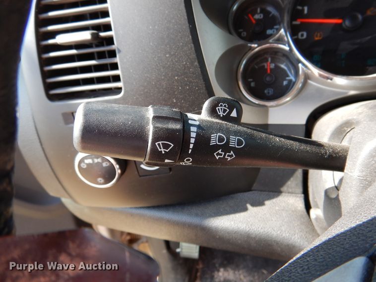 image for item DM6383 2009 Chevrolet Silverado 1500  Crew Cab pickup truck