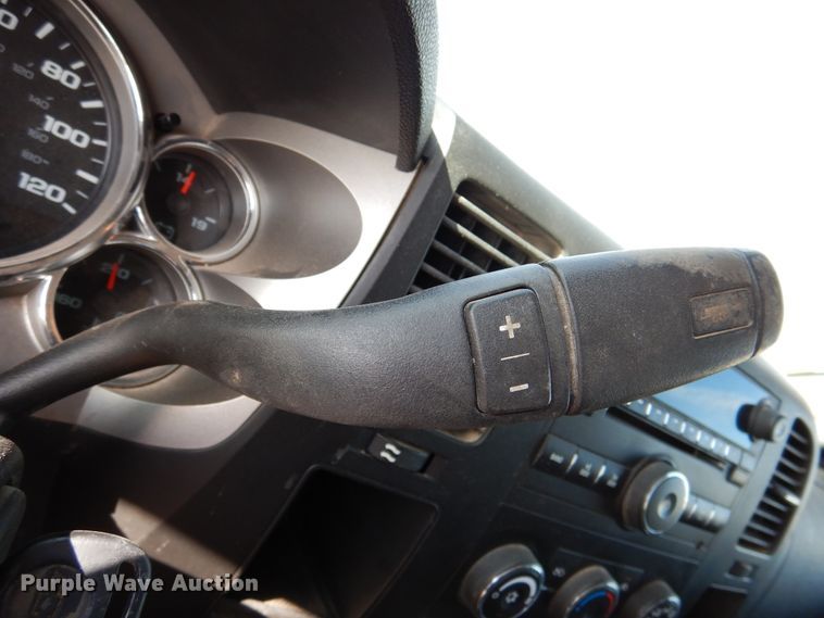 image for item DM6383 2009 Chevrolet Silverado 1500  Crew Cab pickup truck